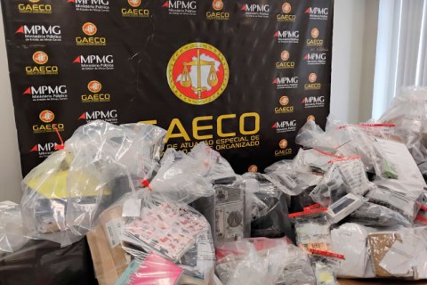 MPMG e PCMG deflagram operação contra organização criminosa que atuava com cartel de placas automotivas  em Muriaé e outras cidades
