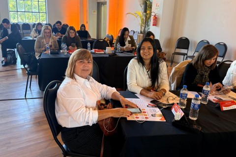 Muriaé participa de encontro nacional em Porto Alegre e reforça compromisso com avanços na Educação