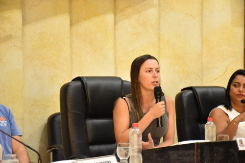 Câmara de Muriaé reúne gestores educacionais para tratar de suas ações voltadas a área de educação