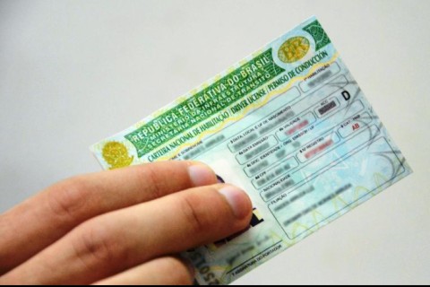 Renovação automática da CNH para 'bons motoristas' começa nesta sexta (9/1)