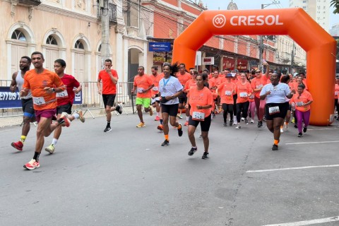 Corrida ‘Faça Bonito’ da Prefeitura de Muriaé reúne 800 participantes em conscientização contra exploração sexual infantil