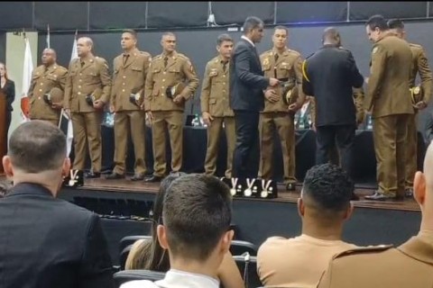 2⁰ Sargento Rafael Nunes da Silva recebe Comenda Medalha do Mérito Policial Militar