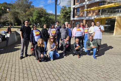 Projeto Ateliê dos Sonhos leva artesanato de usuários do CAPS III à Semana do Fazendeiro em Viçosa