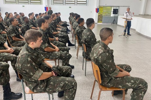 Aula inaugural marca início da formação de Atiradores do TG de Muriaé