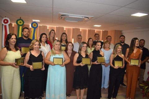 Prefeitura entrega o Prêmio de Direitos Humanos Zilda Arns