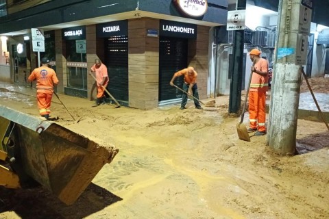 Prefeitura emite nota sobre a tempestade nesta segunda-feira, 18/05