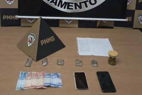 Desarticulado mais um esquema de tráfico de drogas via "delivery" em Muriaé