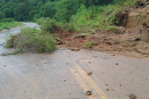 24 horas depois, Serra da Pratinha tem novo deslizamento de terra e pedra na madrugada