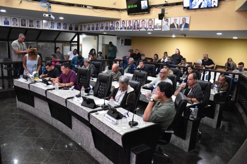 Câmara de Muriaé aprova abertura de créditos especiais para fortalecer serviços de saúde e ampliar transporte de pacientes