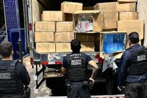 Receita Federal realiza segunda entrega da destinação de mercadorias apreendidas aos municípios vítimas das enchentes na Zona da Mata