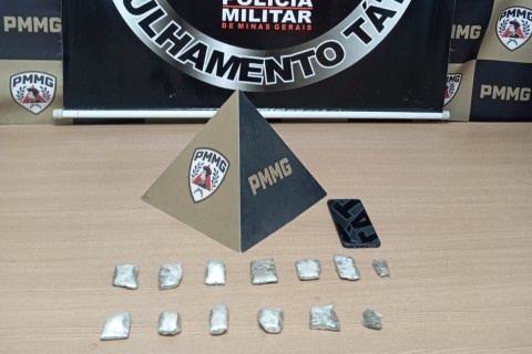 PM prende suspeito de tráfico e apreende drogas no Joanópolis